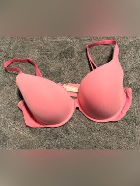Victoria’s Secret T-Shirt Bra